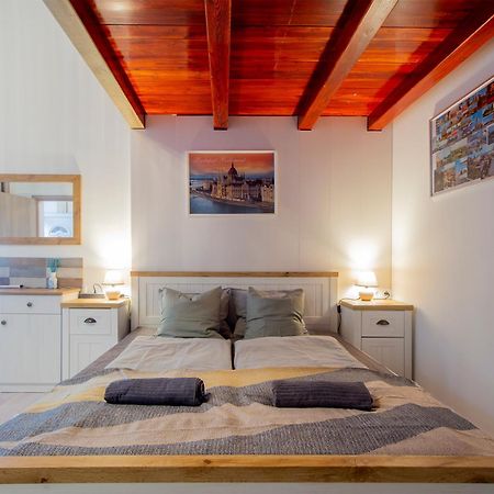 Dob Apartment With Ac Budapeste Exterior foto